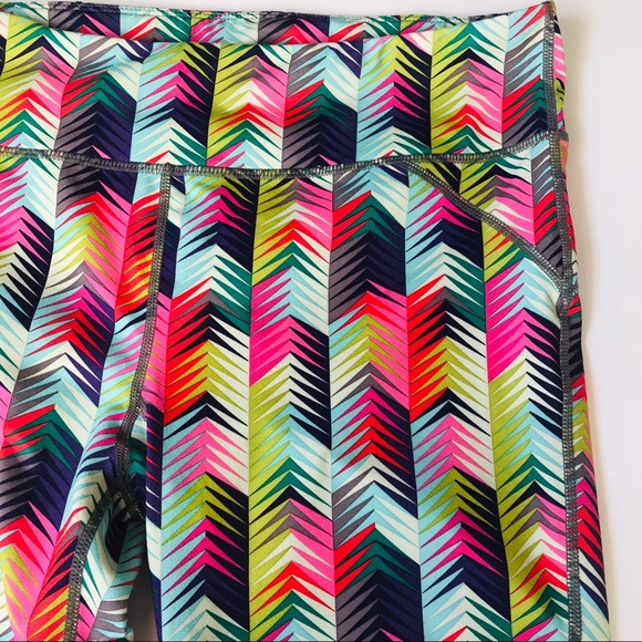 FABLETICS RAINBOW CHEVRON CAPRIS LEGGINGS - Picture 4 of 8